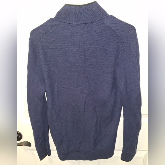 A Michael Kors men's 1/4 zip 100% cotton sweater in a size medium. - Picture 4 of 9